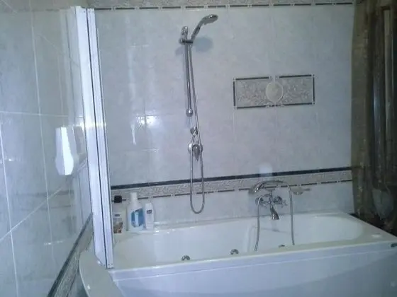 Tek Kişilik Oda, Ortak Banyo