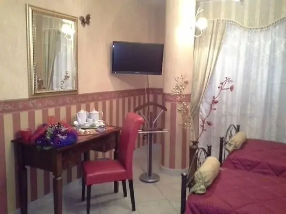 Üç Kişilik Oda, Ortak Banyo