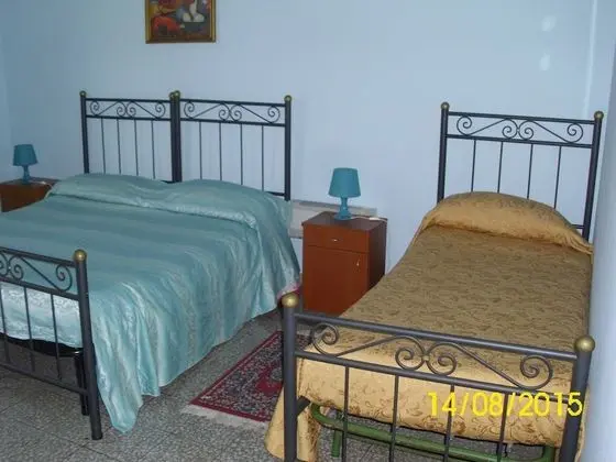 Tek Büyük Yataklı Oda