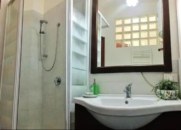 Comfort Tek Büyük Yataklı Oda, Ortak Banyo