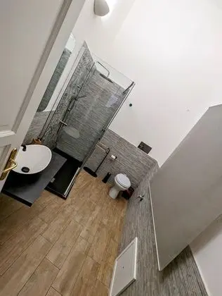 Comfort Tek Büyük Yataklı Oda, Birden Çok Yatak (2 Adults + 1 Child)