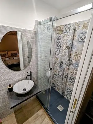 Deluxe Apart Daire, 1 Büyük (Queen) Boy Yatak ve Çekyat, Küçük Mutfak, Asma Kat (2 Adults + 1 Child)