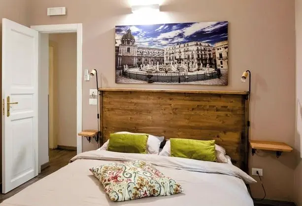 Tek Büyük veya İki Ayrı Yataklı Oda, Balkon