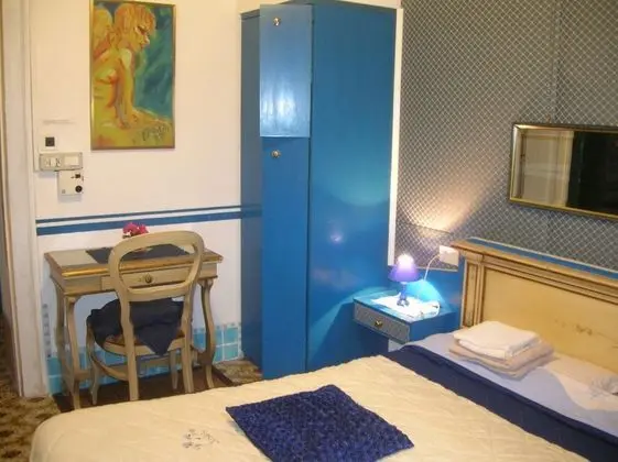 Deluxe Süit, 1 Yatak Odası, Park Manzaralı, Bahçeli