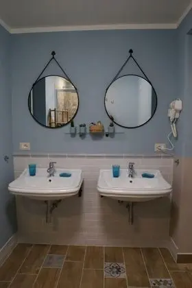 Deluxe Dört Kişilik Oda, Birden Çok Yatak