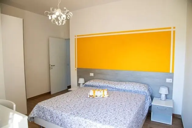 Comfort Tek Büyük veya İki Ayrı Yataklı Oda