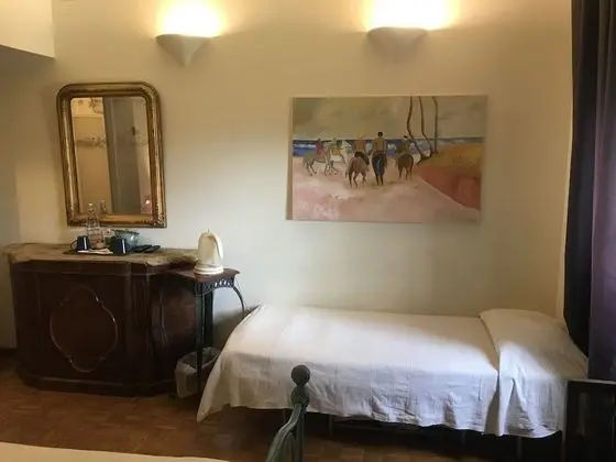 Üç Kişilik Oda, Banyolu/Duşlu