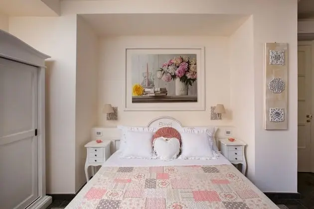 Classic Tek Büyük Yataklı Oda, 1 Yatak Odası, Veranda, Havuz Manzaralı