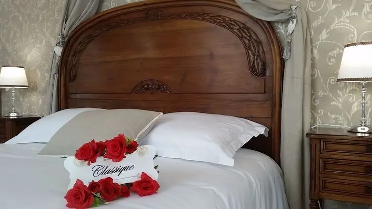 Superior Tek Büyük Yataklı Oda, Banyolu/Duşlu, Tepe Manzaralı (Classique)