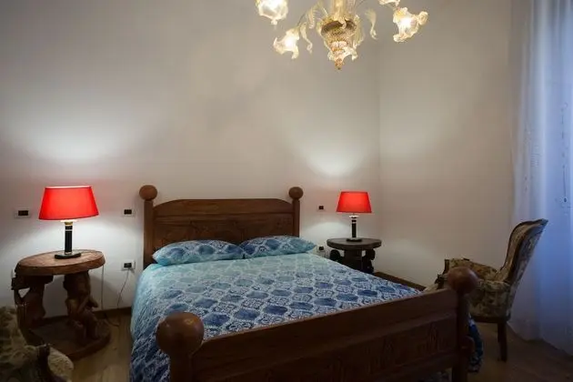 Basic Tek Büyük Yataklı Oda