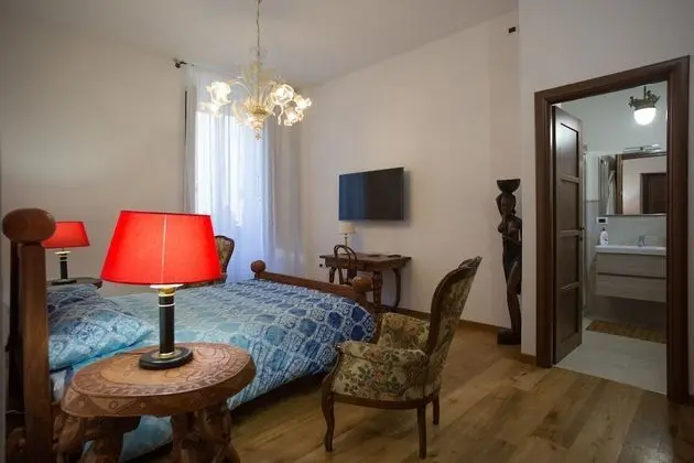 Standard Tek Büyük Yataklı Oda