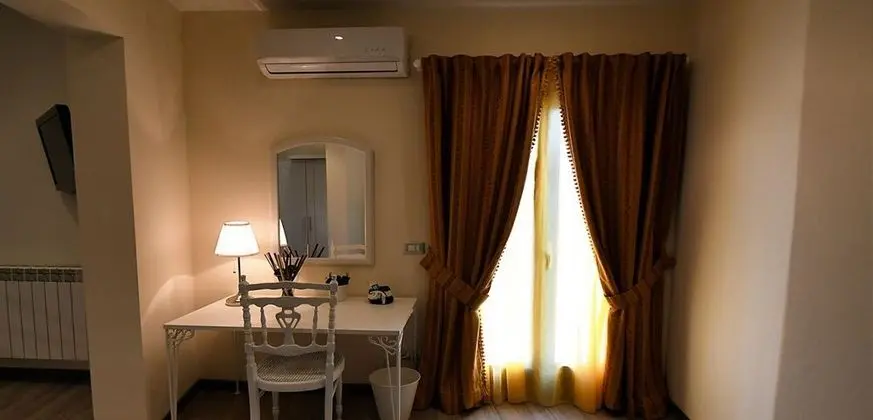 Üç Kişilik Oda, Şehir Manzaralı (Verde)