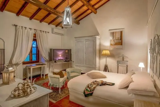 Comfort Tek Büyük Yataklı Oda