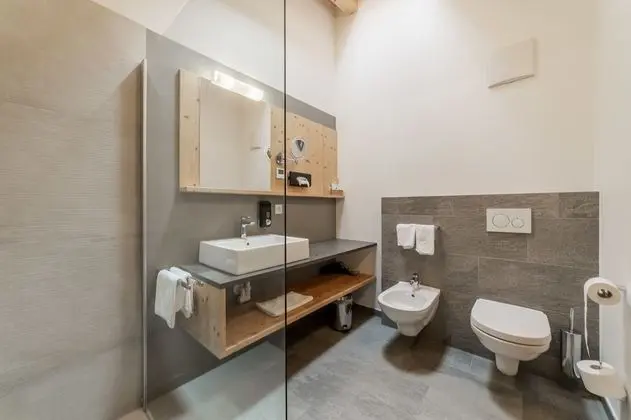 Deluxe Tek Büyük Yataklı Oda, Dağ Manzaralı
