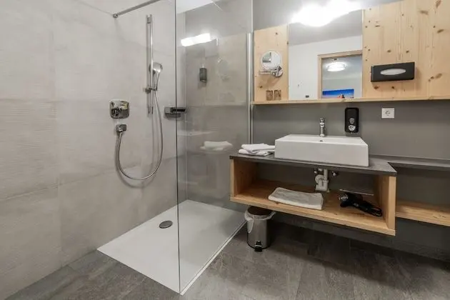 Deluxe Tek Büyük Yataklı Oda, Dağ Manzaralı