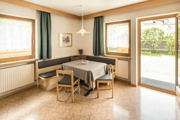Comfort Apart Daire, Veranda, Ek Bina