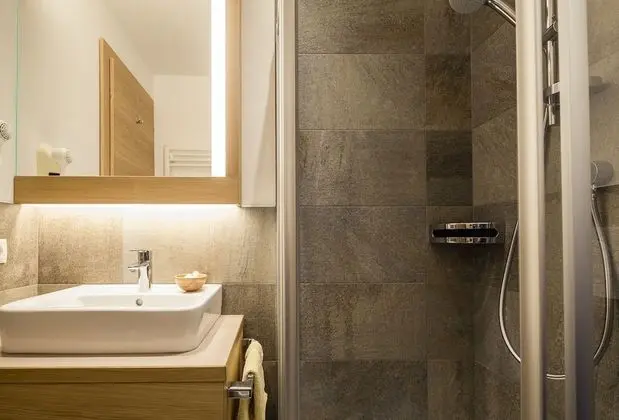 Comfort Tek Büyük Yataklı Oda, Balkon, Dağ Manzaralı
