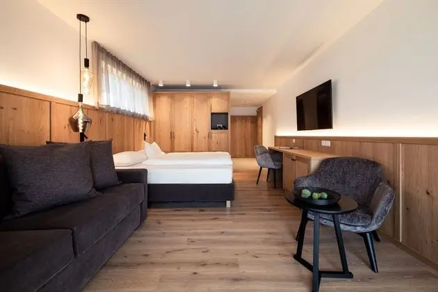Superior Dört Kişilik Oda, Balkon, Dağ Manzaralı (Family)