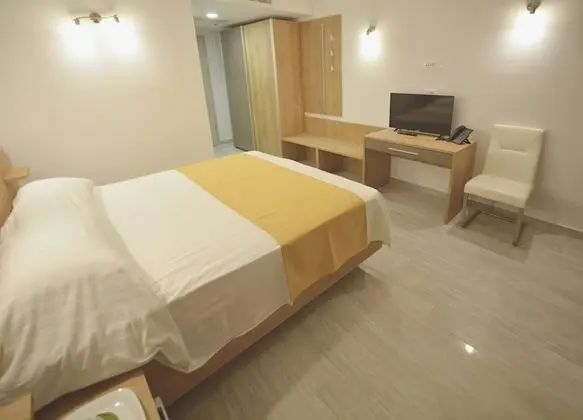 Superior Tek Büyük Yataklı Oda