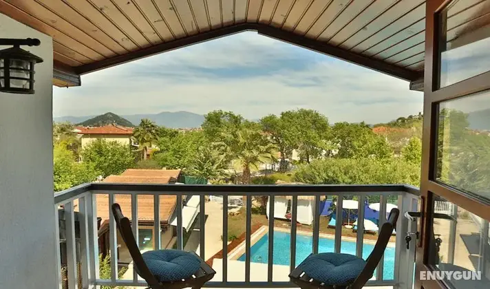 Roof Studio Suite Room