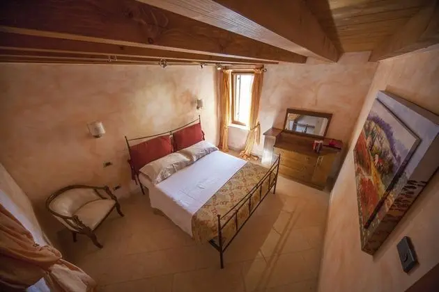 Apart Daire, 2 Yatak Odası, Üzüm Asması Manzaralı