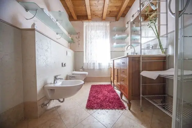 Apart Daire, 2 Yatak Odası, Üzüm Asması Manzaralı