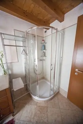 Apart Daire, 2 Yatak Odası, Üzüm Asması Manzaralı