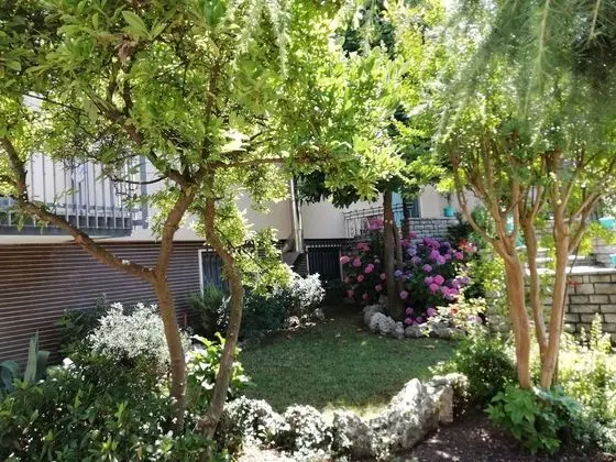 Family Dört Kişilik Oda, Teras, Bahçe Manzaralı