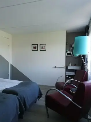 Deluxe Tek Büyük veya İki Ayrı Yataklı Oda, Ortak Banyo (Grebbe)