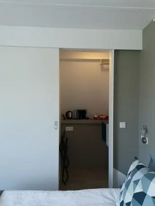 Deluxe Tek Büyük veya İki Ayrı Yataklı Oda, Ortak Banyo (Grebbe)