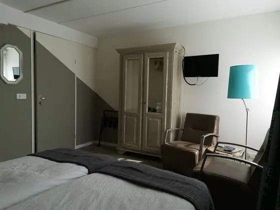 Deluxe Tek Büyük veya İki Ayrı Yataklı Oda, Ortak Banyo (Kwintelooijen)