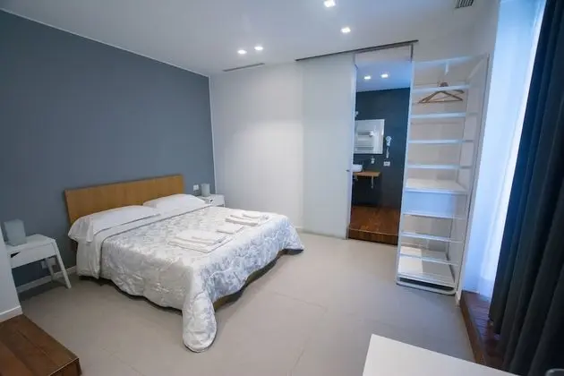 Deluxe Tek Büyük Yataklı Oda, Balkon, Deniz Manzaralı