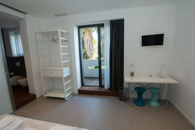 Deluxe Tek Büyük Yataklı Oda, Balkon, Deniz Manzaralı