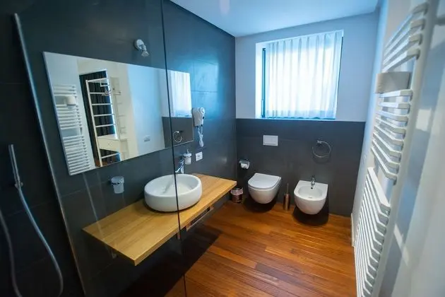 Deluxe Tek Büyük Yataklı Oda, Balkon, Deniz Manzaralı