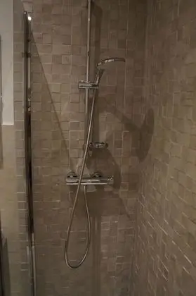 Tek Büyük veya İki Ayrı Yataklı Oda, 1 Büyük (Queen) Boy Yatak, Sigara İçilmez