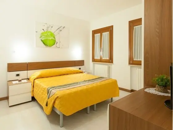 Dört Kişilik Oda, 2 Çift Kişilik Yatak