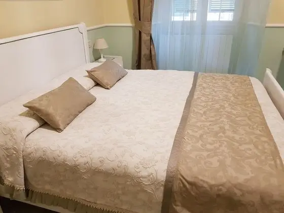 Tek Büyük Yataklı Oda