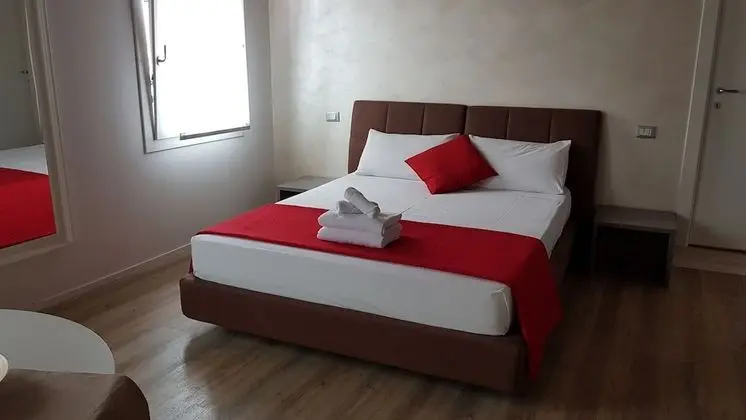 Junior Süit, Şehir Manzaralı (Noemi)