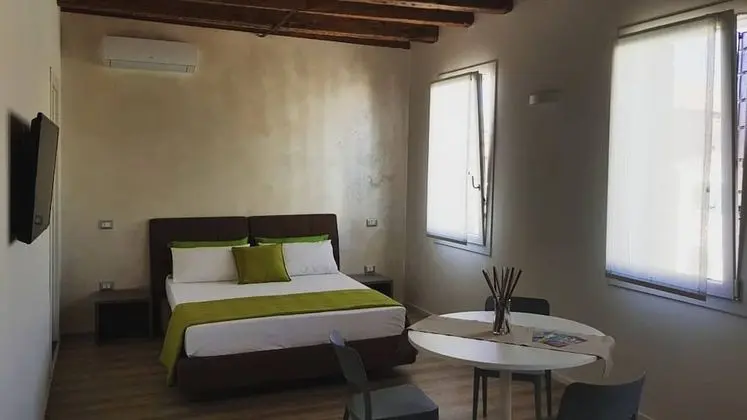 Süit, Şehir Manzaralı (Emma)