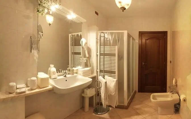 Deluxe Tek Büyük veya İki Ayrı Yataklı Oda