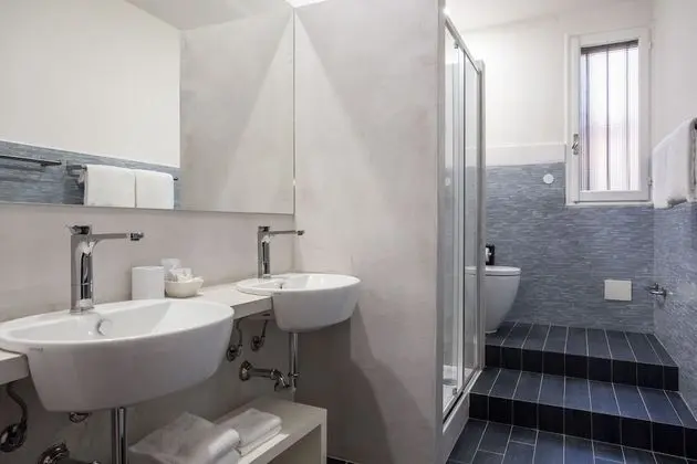 Romantic Oda (external bathroom)