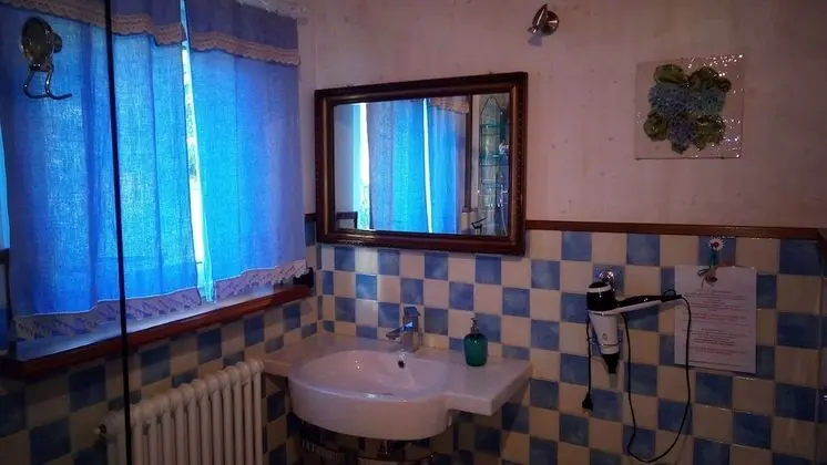 Romantic Tek Büyük Yataklı Oda, Bahçe Manzaralı