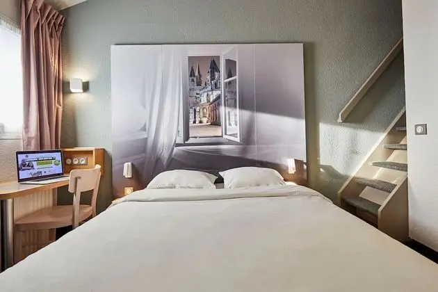 Dört Kişilik Oda, Sigara İçilmez