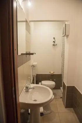 Standard Üç Kişilik Oda