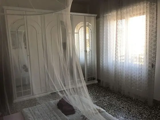 Comfort Tek Büyük Yataklı Oda, Ortak Banyo