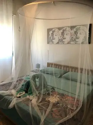 Economy Tek Büyük Yataklı Oda, Ortak Banyo