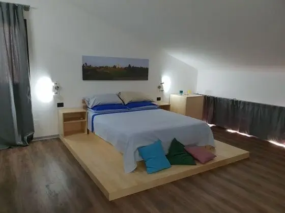 Deluxe Tek Büyük Yataklı Oda