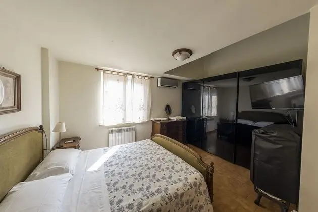 Deluxe Tek Büyük Yataklı Oda, Sigara İçilmez