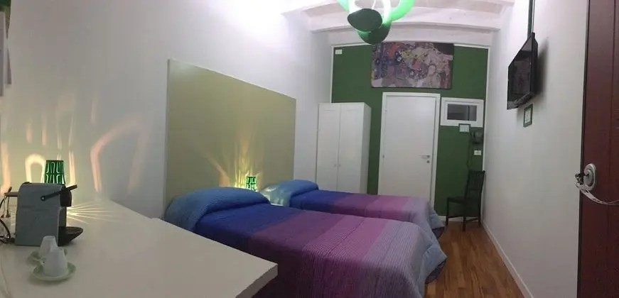 Tek Büyük veya İki Ayrı Yataklı Oda