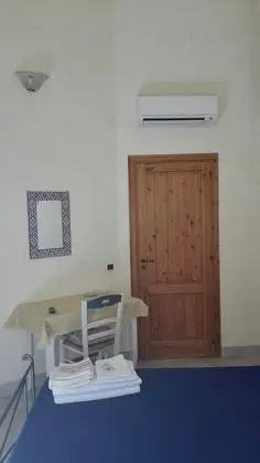 Tek Büyük Yataklı Oda, Ortak Banyo